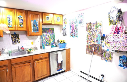 North Bergen Apartamento | Art Room fashion in West NY, Close to New York City