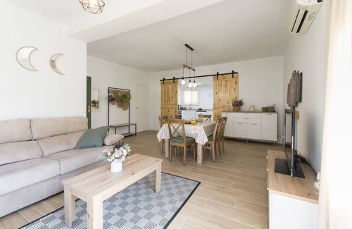 La Drova Villa | COVA DE L'AIRE - Encantadora casa con piscina privada y Wifi gratis
