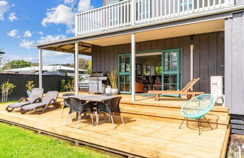Waipu Cove Casa | Cove Family Haven - Waipu Holiday Home