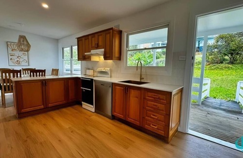 Caves Beach Casa | Cove on Caves - Minutes from the Beach
