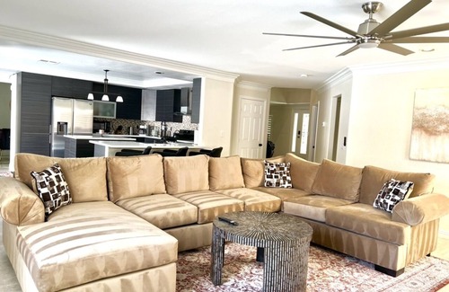 Enterprise Casa | Cove Playhouse 9 mins from the strip