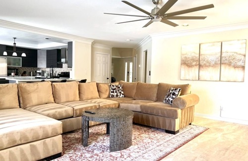 Enterprise Casa | Cove Playhouse 9 mins from the strip