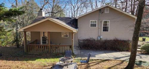 Lookout Mountain Casa | Covenant Cottage with outdoor dining