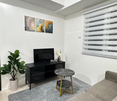 Santa Mesa Casa | Covent Garden Condominium
