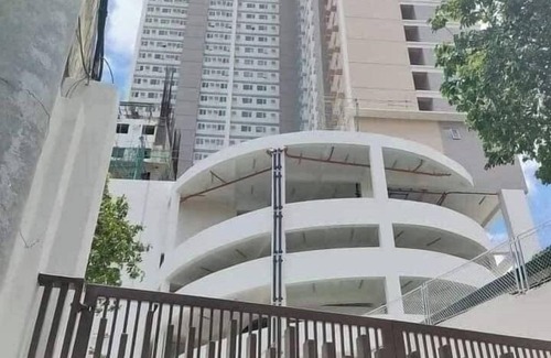 Santa Mesa Condominio | Covent Garden UNIVERSITY BELT- Manila PH