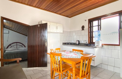 Ze Amandio Apartamento | Cover - Resident. Green Seas