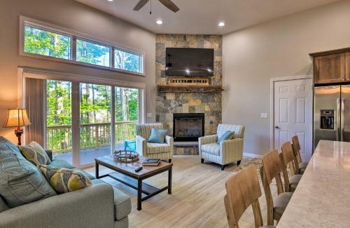 Gilford Casa | Covered Deck, Grill and Game Room Gilford House!
