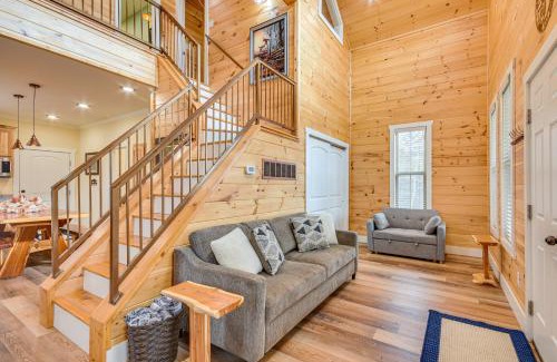Richland Casa | Covered Porch and Fire Pit Cabin in Richland
