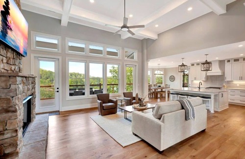 Six Mile Casa | Coveside Lane Getaway