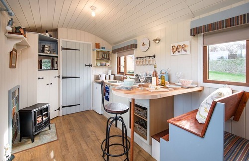 Bowsden Cabina | COW PARSLEY SHEPHERD'S HUT, cerca de Berwick upon Tweed - capacidad para 4 personas con Wi-Fi