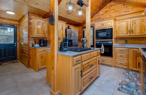 Saint Jo Cabina | Cowboy Cabin: The Bluffs at Saint Jo