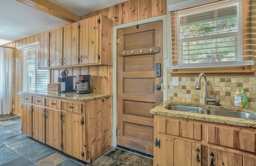 Cascade-Chipita Park Casa | Cowboy Cabin