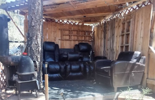 Canoncito Casa | Cowboy Heaven Inn