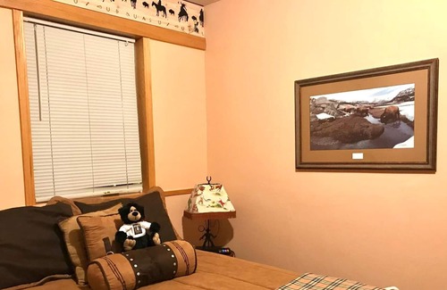 Gardiner Cabina | Cowboy's Lodge