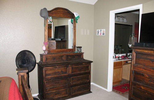 Saginaw Casa | CowBoy / Feria del Estado Central!