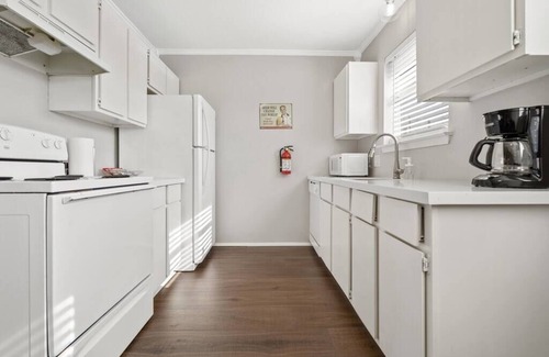 Central Arlington Apartamento | Cowboys Retreat. Walk to AT&T Stadium