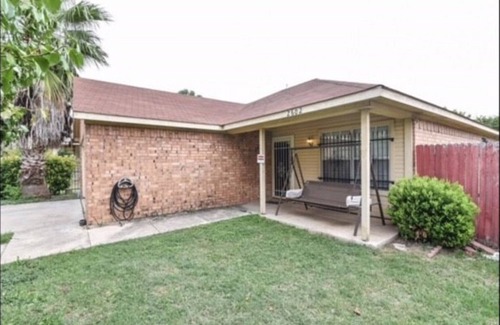 Fort Worth Casa | Cowtown Casa ~ Stockyards, Fort Worth TX ~