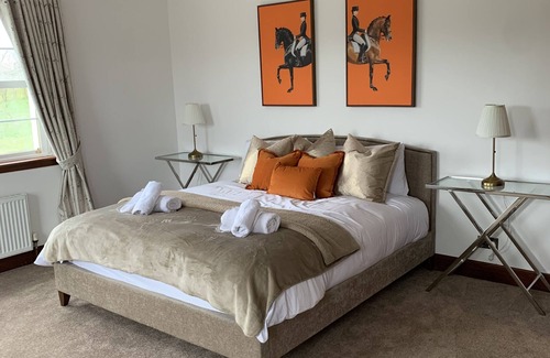 Ayr Otro | Coylebrae house, Entire peaceful home in Ayrshire, Scotland, United kingdom