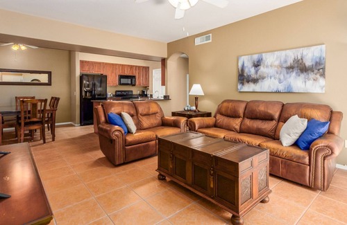 Parkwood Ranch Condominio | Coyote Landing, hermoso condominio de vacaciones estilo centro turístico