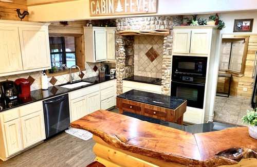 Marble Falls Cabina | Impresionantes vistas de Texas Hill Country y comodidades en abundancia para dormir 30
