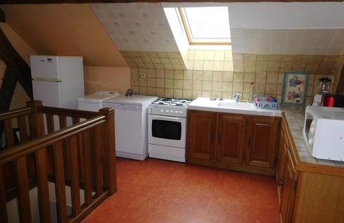 Perrancey-les-Vieux-Moulins Cabaña | Alquiler en Perrancey: Gîte independiente con 2 dormitorios, cocina equipada y terreno compartido