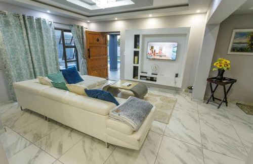 Bloubergstrand Casa | Cozier Glitz