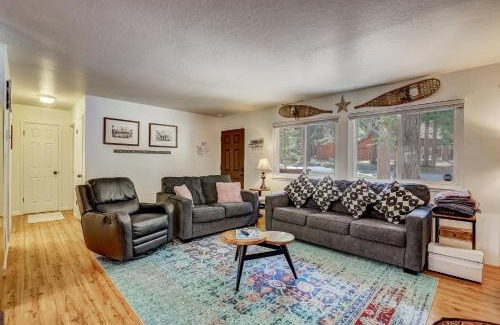 North Upper Truckee Casa | Coziness Cabin - Cute little cabin in the Tahoe woods