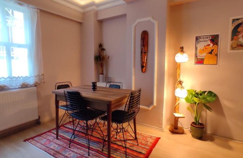 Moda Apartamento | Cozy 1+1 and garden, in center of Kadıköy-İstanbul