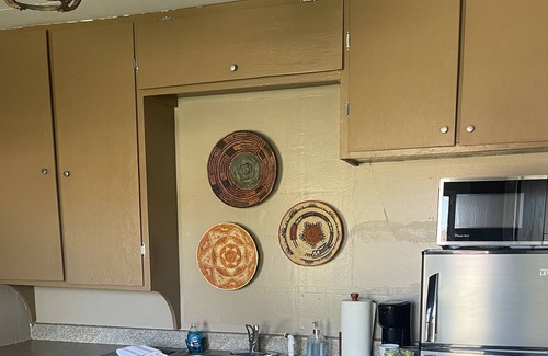Fort Sumner Casa | Cozy 1/1 bungalow in quiet neighborhood.