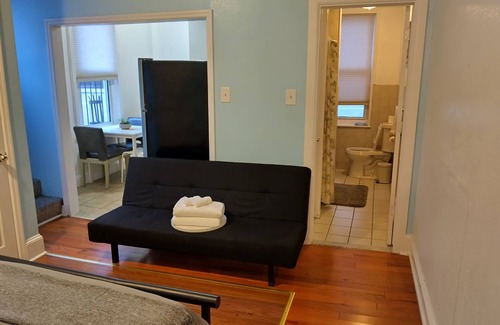 Washington Square West Apartamento | Cozy - 1 bedroom 2 beds nice apartmen for friends or family