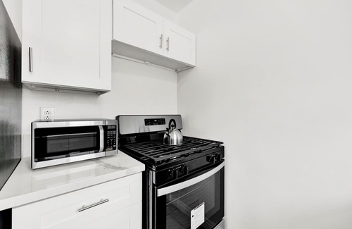 Pico Apartamento | Cozy 1-bedroom apartment in terrific Santa Monica AC, WiFi, Free Parking Laundry