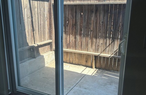 Oildale Apartamento | Cozy 1-bedroom apartment with WiFi, AC in delightful Bakersfield