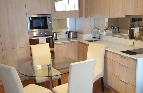 El Golf Apartamento | Cozy 1-bedroom apartment in beautiful Las Condes with WiFi