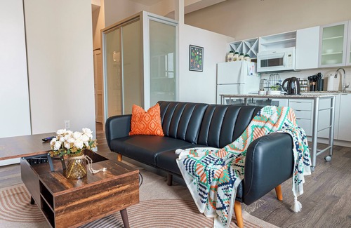 Downtown Cincinnati Apartamento | Cozy 1-Bedroom apartment with fitness room, WiFi in Charming Cincinnati