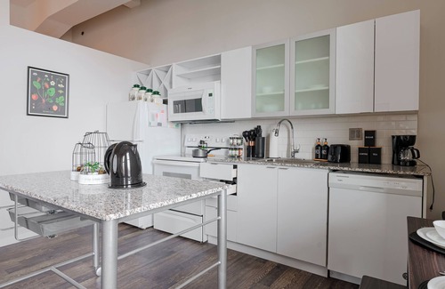 Downtown Cincinnati Apartamento | Cozy 1-Bedroom apartment with fitness room, WiFi in Charming Cincinnati