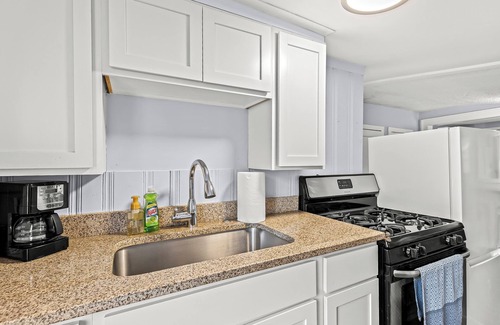 Ferndale Apartamento | Cozy 1-bedroom apartment with WiFi, AC in charming Hazel Park