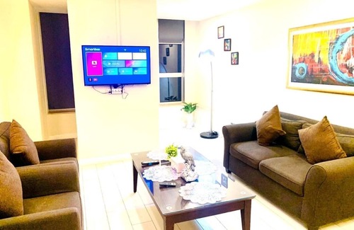 G-8 Sector Apartamento | Cozy 1-bedroom apartment with living room and a beautiful view of Islamabad