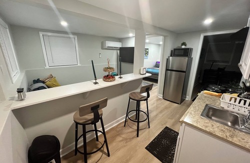 Englewood Apartamento | Cozy 1-bedroom apartment in excellent Englewood with AC, WiFi