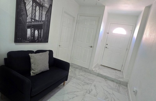 Sunrise Manor Apartamento | Cozy 1-bedroom apartment in vibrant Las Vegas with WiFi, AC