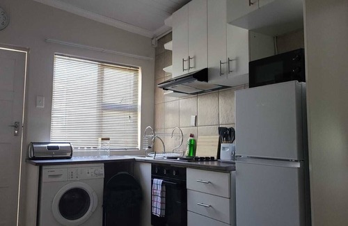 Eikenbosch Apartamento | Cozy 1-Bedroom Apartment in the heart of Bellville.