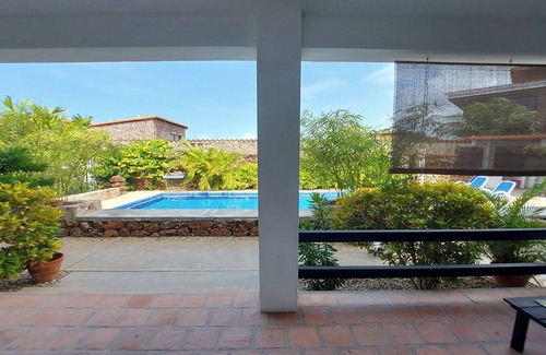 Margarita Island Apartamento | Cozy 1-bedroom apartment in welcoming El Yaque with AC