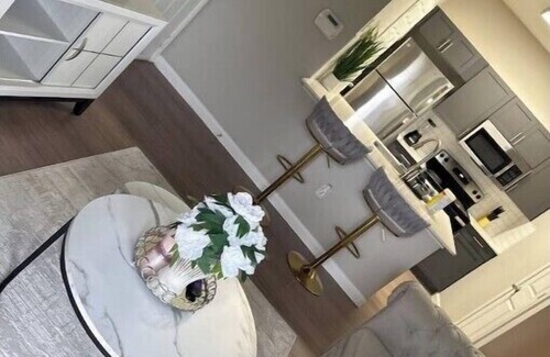 George Bush Park/Eldridge Apartamento | Cozy 1-bedroom apartment in fantastic Houston with WiFi, AC, fitness room.