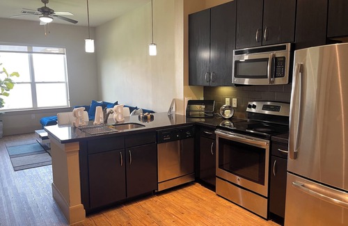 Washington Ave./ Memorial Park Apartamento | Cozy 1-Bedroom Apartment in Terrific Midtown Houston near Galleria and Downtown!