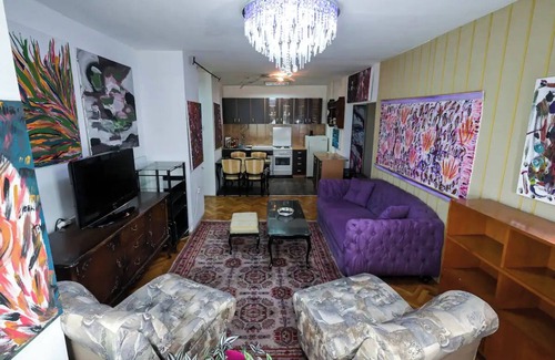 Centar Apartamento | Cozy 1-bedroom apartment in superb Skopje with AC, WiFi