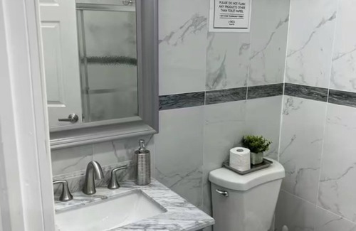 Queens Apartamento | Cozy 1-bedroom apartment with WiFi, AC in charming Queens