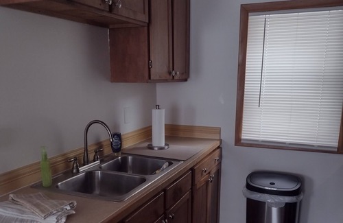 Solvay Apartamento | ~Cozy 1 bedroom apartment near Amphitheater and NYS Fairgrounds~