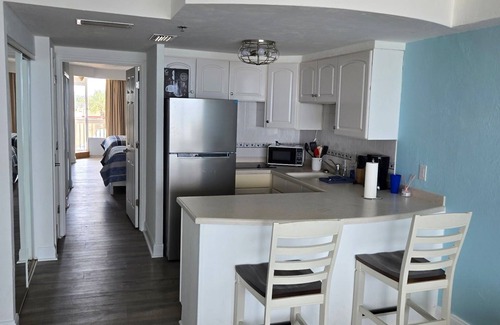Ortona Park Condominio | Cozy 1-bedroom condo with WiFi, AC in fabulous Daytona Beach