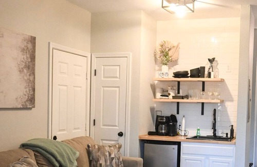 Branson West Condominio | Cozy 1-bedroom condo with WiFi, fitness room in lovely Branson West