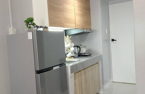 Diliman Condominio | Cozy 1-bedroom condo with Skyline View WiFi in nice Quezon City