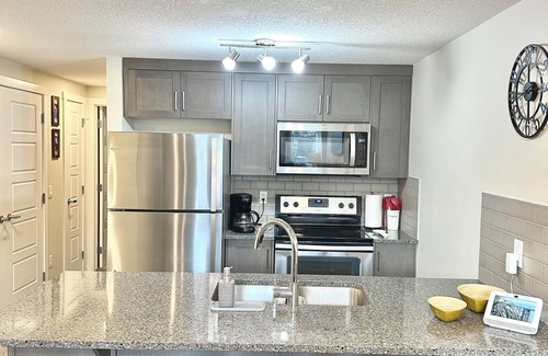 Seton Condominio | Cozy 1-bedroom condo in amazing Calgary with WiFi